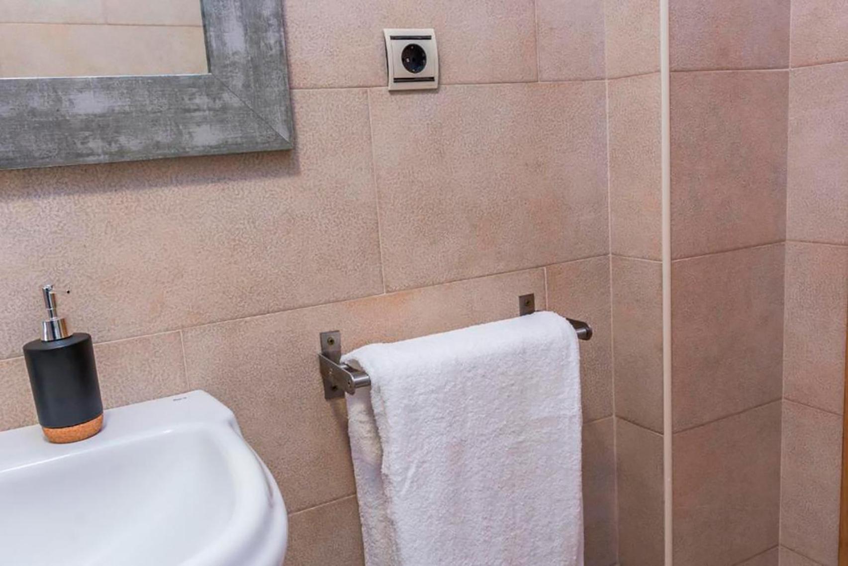 Apartamento A 15 Minutos De Baqueira Les Bordes المظهر الخارجي الصورة